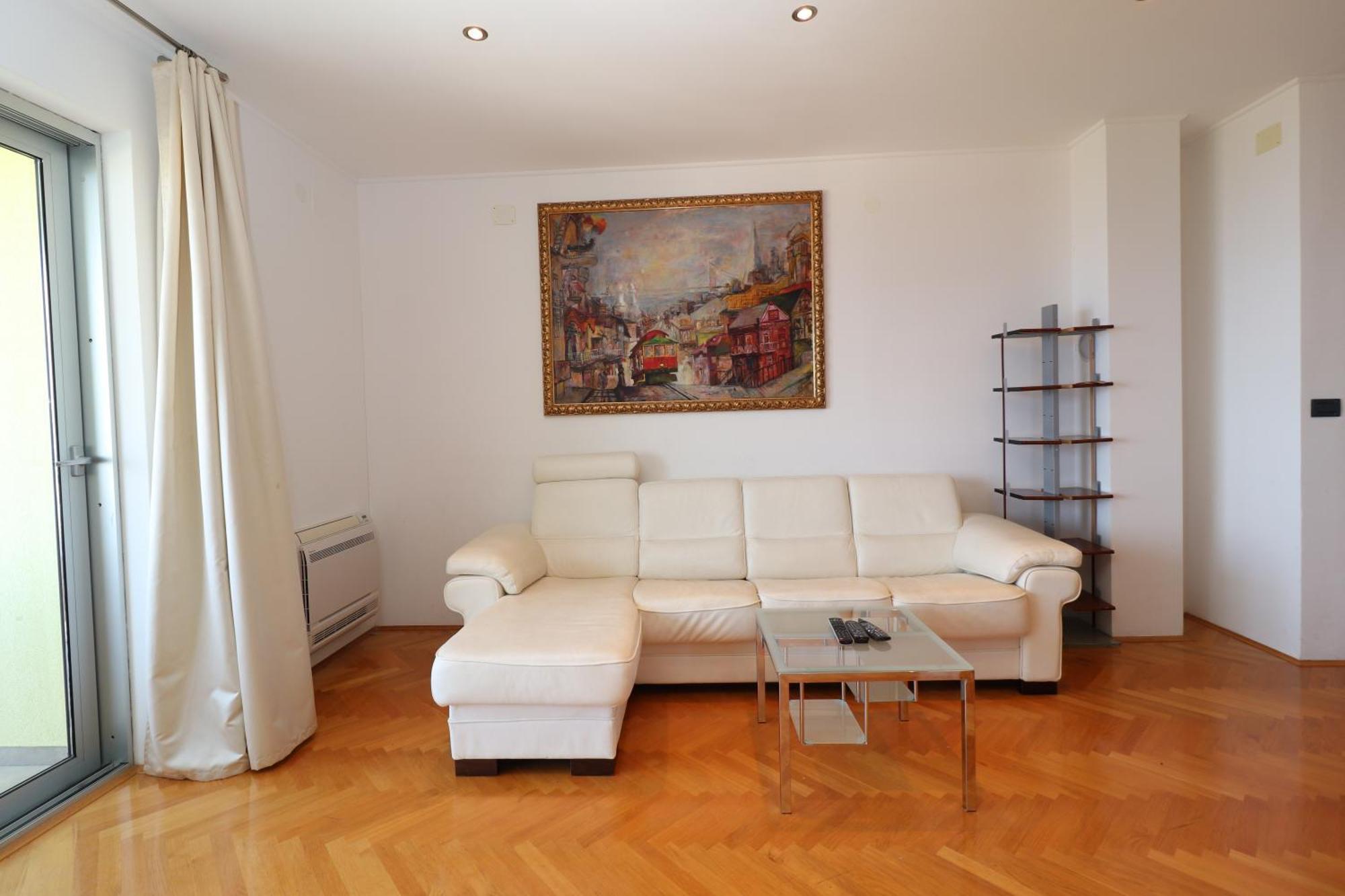 White Wings Apartment ลอฟราน ภายนอก รูปภาพ