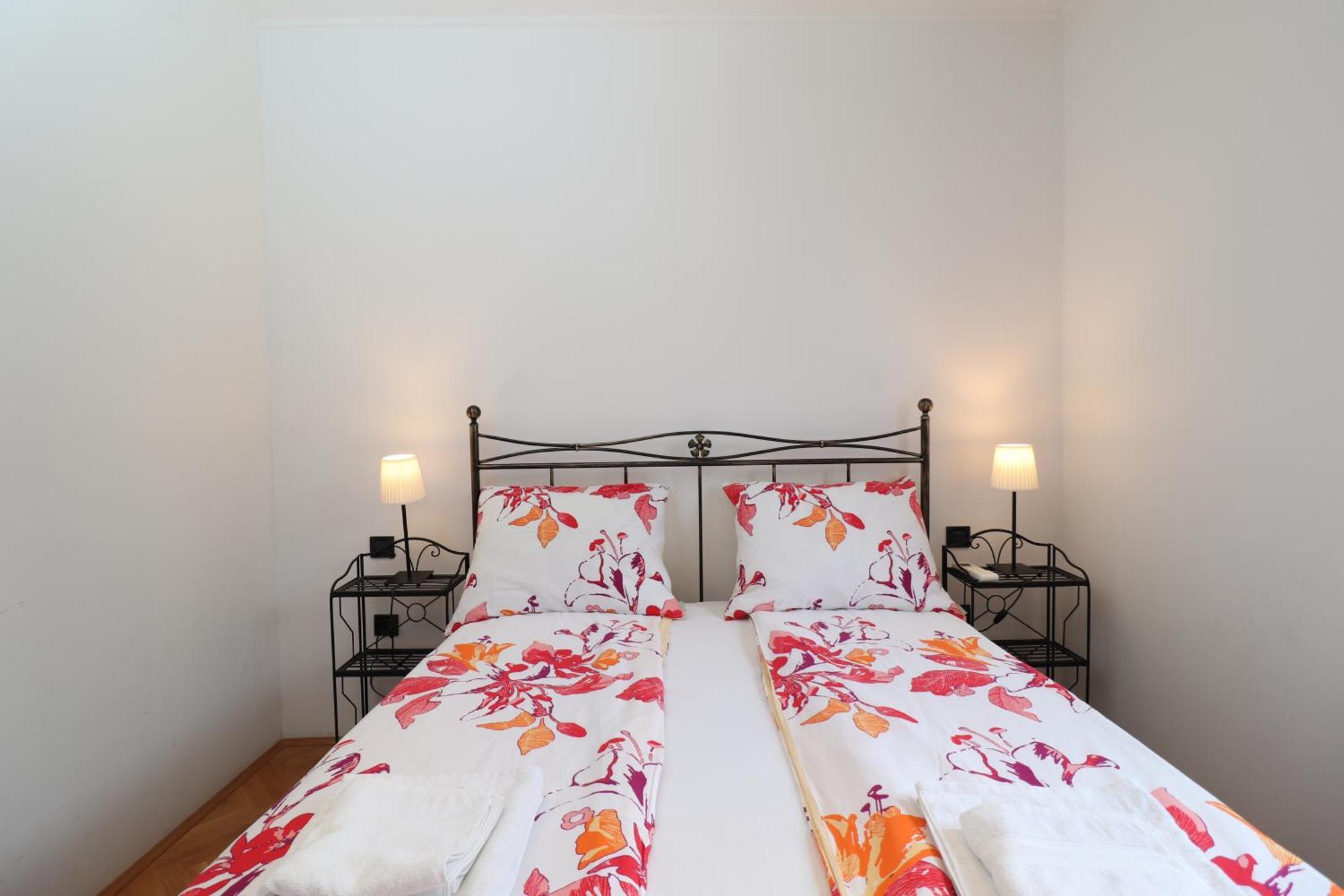 White Wings Apartment ลอฟราน ภายนอก รูปภาพ