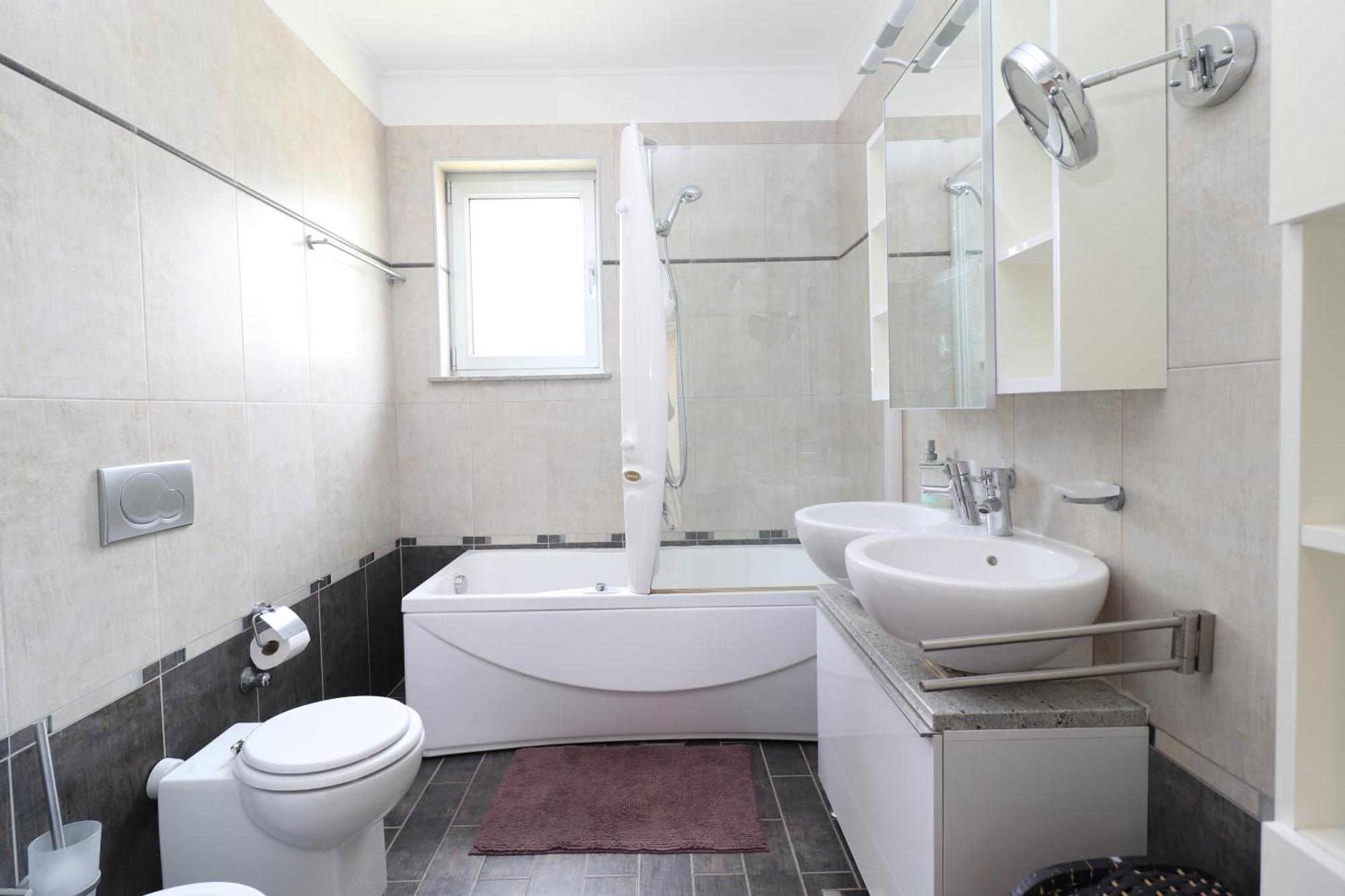 White Wings Apartment ลอฟราน ภายนอก รูปภาพ