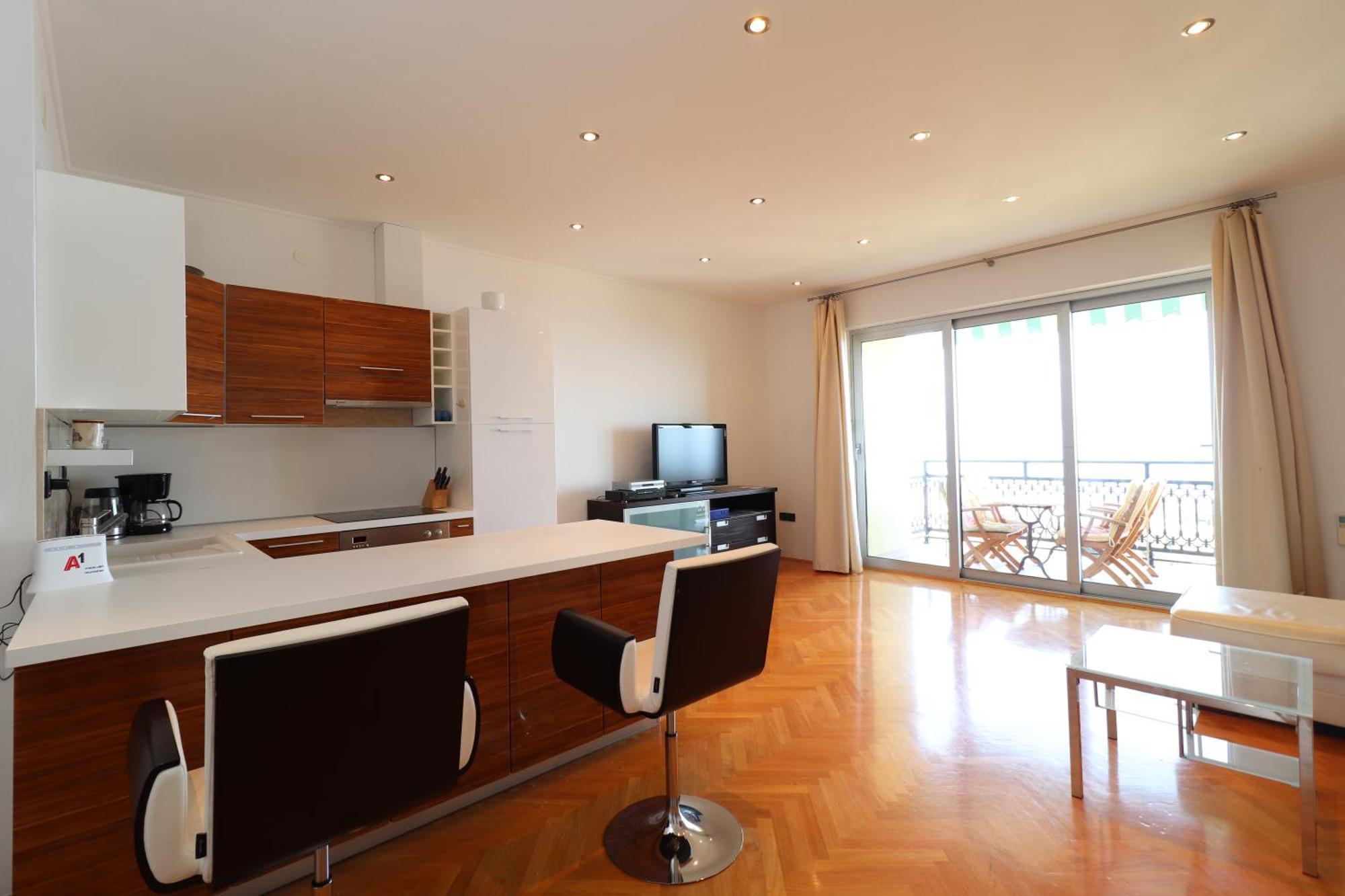 White Wings Apartment ลอฟราน ภายนอก รูปภาพ